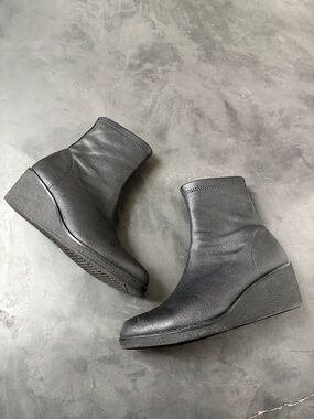 Aerosoles Binnie Black Stretch Wedge Boots